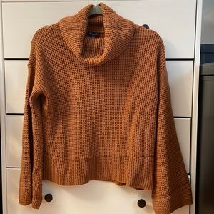 Splendid cowl neck rust colored sweater